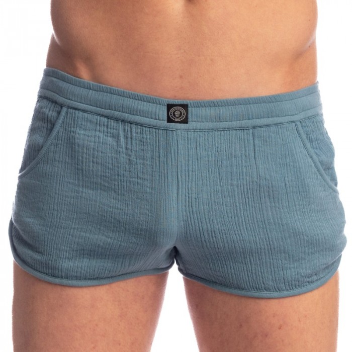 Short de la marque L HOMME INVISIBLE - Palm Spring - Lounge Split Short - Whisper Blue - Ref : SP05 PAL B15 Short de la marque L HOMME INVISIBLE - Palm Spring - Lounge Split Short - Whisper Blue - Ref : SP05 PAL B15