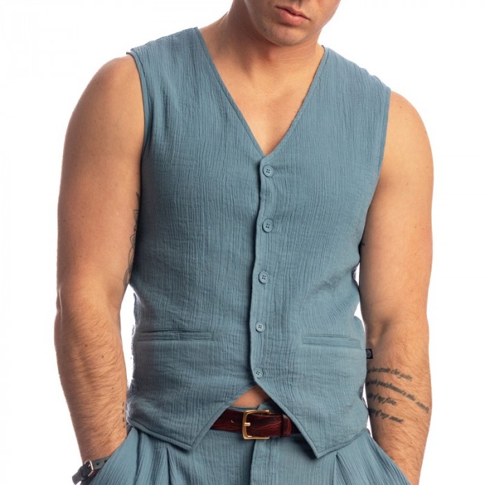 Haut lounge de la marque L HOMME INVISIBLE - Palm Spring - Waistcoat - Whisper Blue - Ref : RW17 PAL B15 Haut lounge de la marque L HOMME INVISIBLE - Palm Spring - Waistcoat - Whisper Blue - Ref : RW17 PAL B15