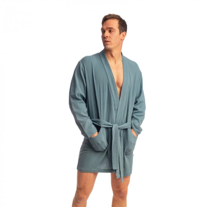 Peignoir, robe de chambre, kimono de la marque L HOMME INVISIBLE - Palm Spring Dressing Gown Whisper Blue - Ref : HW170 PAL B15