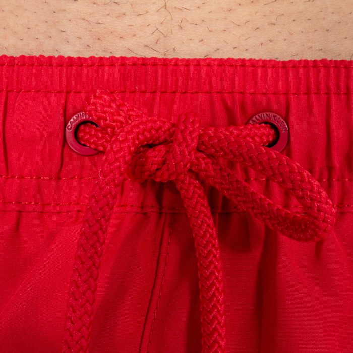  Shorts de baño mediano con cordón - Lipstick rojo - CALVIN KLEIN *KM0KM00296-654 