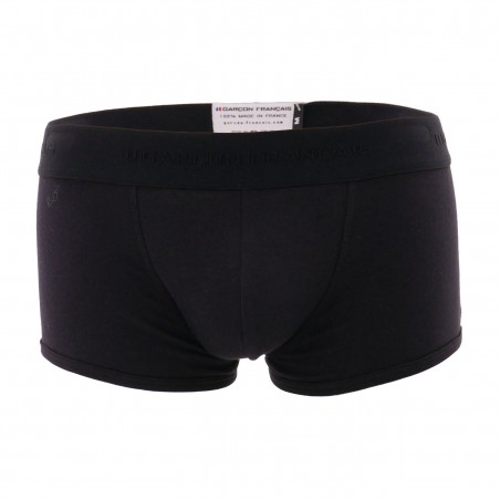 Pure black trunk