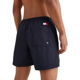  Short de bain Tommy moulant mi-long - bleu marine foncé - TOMMY HILFIGER UM0UM02041-DW5 