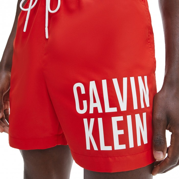  Short de bain mi-long avec cordon de serrage Intense Power  - rouge - CALVIN KLEIN KM0KM00701-XNL 