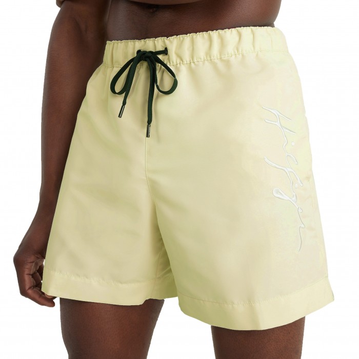  Short de bain mi-long Tommy à logo signature - jaune - TOMMY HILFIGER *UM0UM02299-ZI9 