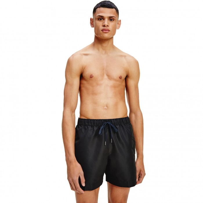  Pantalones cortos de natación de longitud media Tommy con el logotipo de la firma - negro - TOMMY HILFIGER *UM0UM02299-BDS 