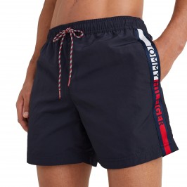  Short de bain mi-long à bande de logo Tommy - bleu marine foncé - TOMMY HILFIGER UM0UM02508-DW5 